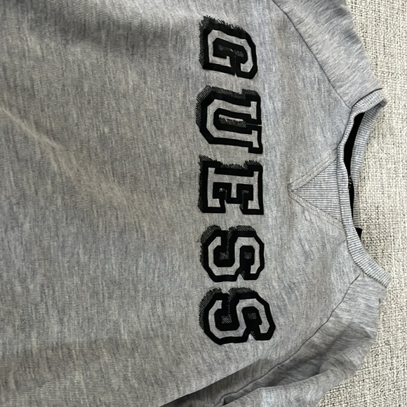 Unisex Guess Sweater - Picture 2 of 3